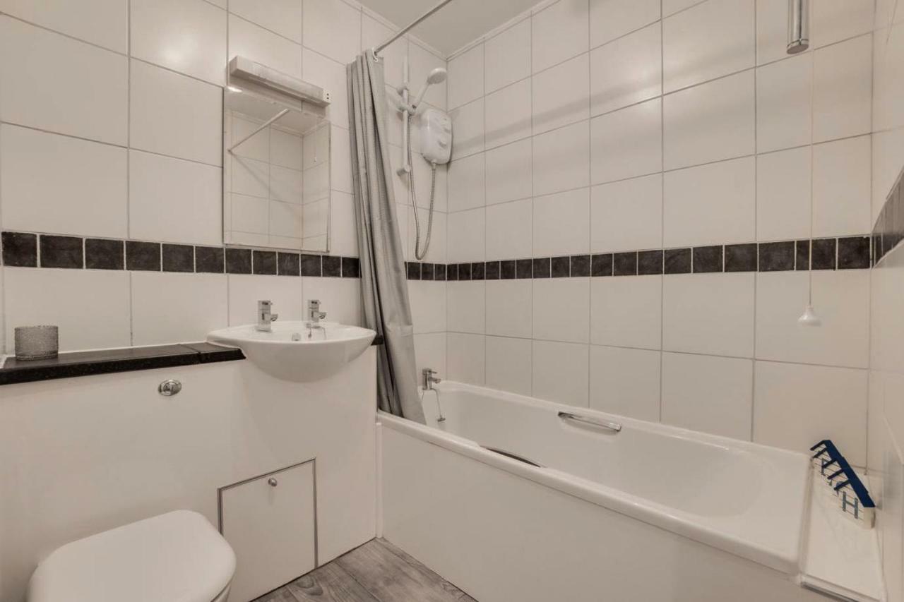 Apartament Central Park Place Whitby Zewnętrze zdjęcie